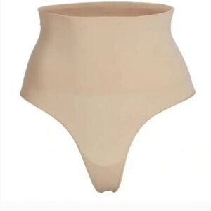 NWOB SKIMS Core Control Thong